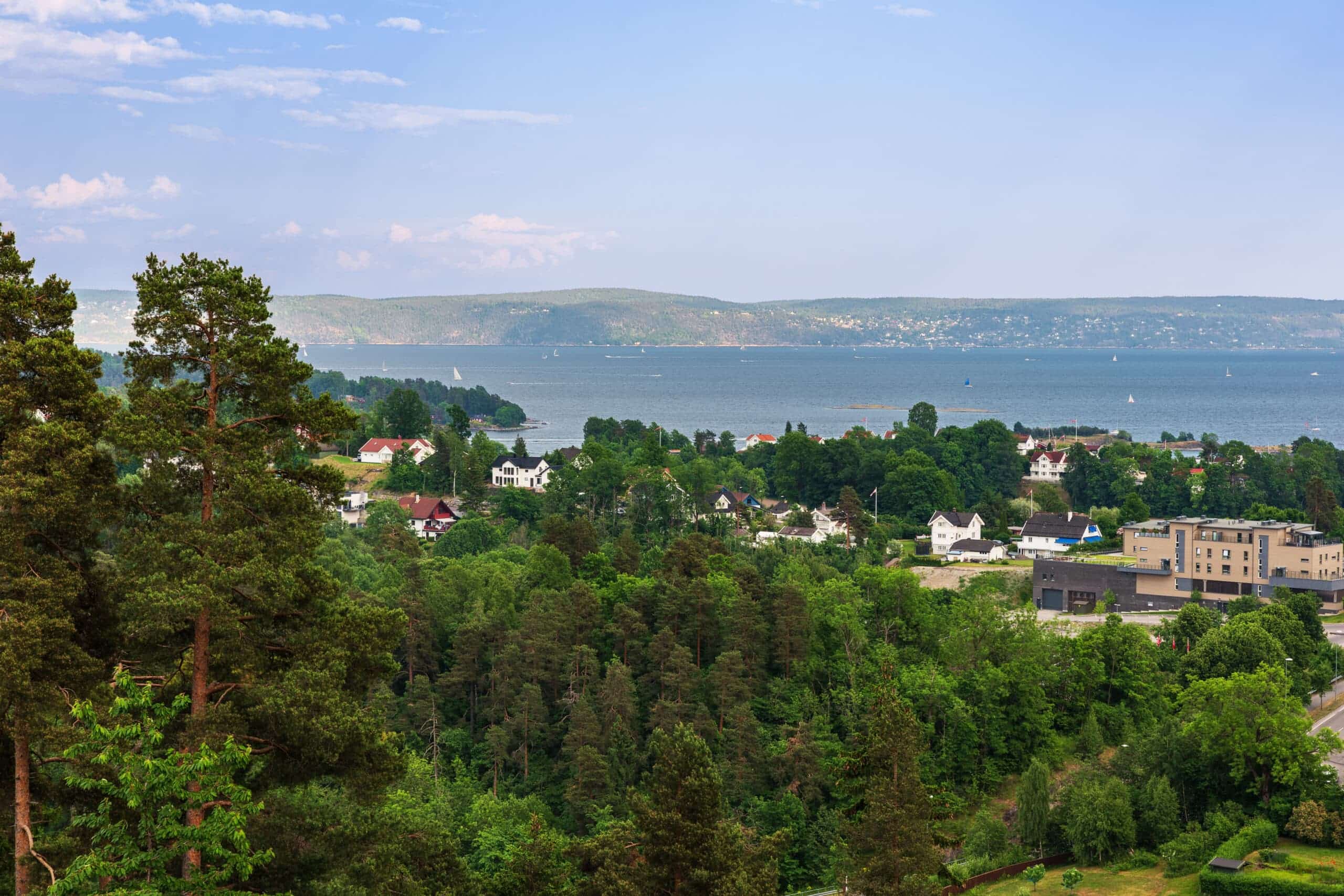 Bilde med utsikt over Asker. Brukt som illustrasjon over eiendomsmegler i området.